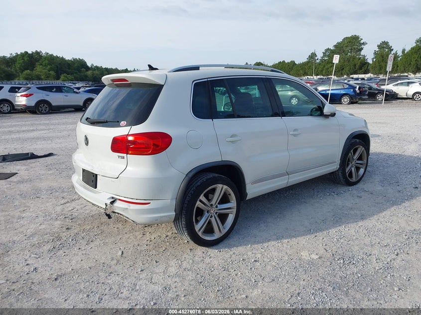 2016 Volkswagen Tiguan VIN WVGAV7AXXGW082722 IAAI salvage auction — REAR END, Salvage Title, sold $2,550 on 2026-07-30 (photo 4)