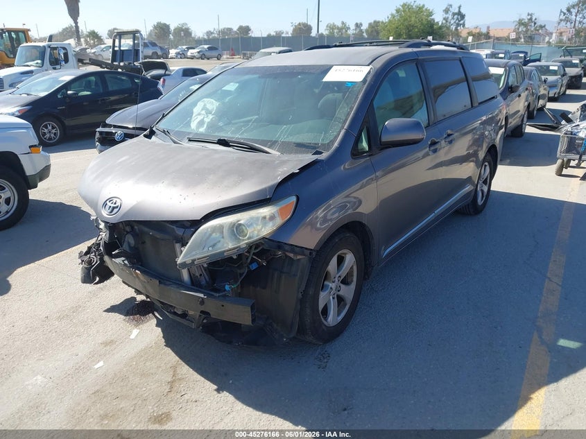 2011 Toyota Sienna VIN 5TDKK3DC1BS150353 IAAI salvage auction — RIGHT FRONT, Salvage (California), sold $25 on 2026-07-08 (photo 2)
