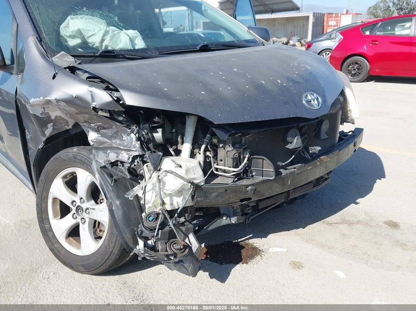 2011 Toyota Sienna VIN 5TDKK3DC1BS150353 IAAI salvage auction — RIGHT FRONT, Salvage (California), sold $25 on 2026-07-08 (photo 6)
