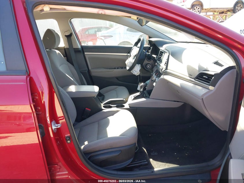 2019 Hyundai Elantra VIN KMHD84LF1KU772595 IAAI salvage auction — RIGHT FRONT, Salvage Title, sold $1,750 on 2026-07-15 (photo 5)