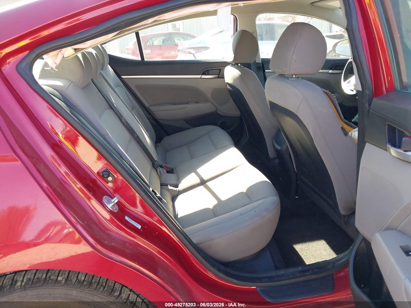 2019 Hyundai Elantra VIN KMHD84LF1KU772595 IAAI salvage auction — RIGHT FRONT, Salvage Title, sold $1,750 on 2026-07-15 (photo 8)