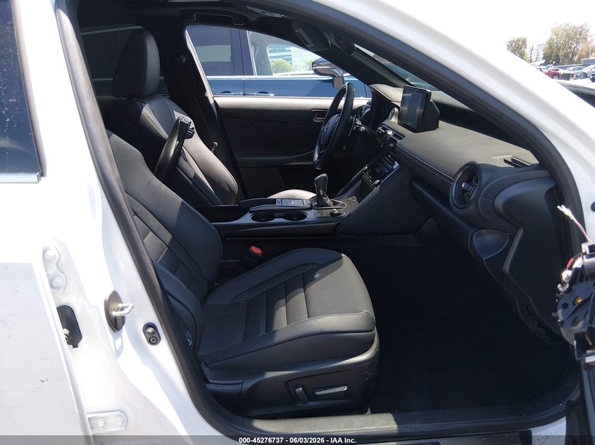 2024 Lexus Is VIN JTHGZ1B21R5079749 IAAI salvage auction — FRONT & REAR, Salvage Title, sold $7,350 on 2026-07-16 (photo 5)