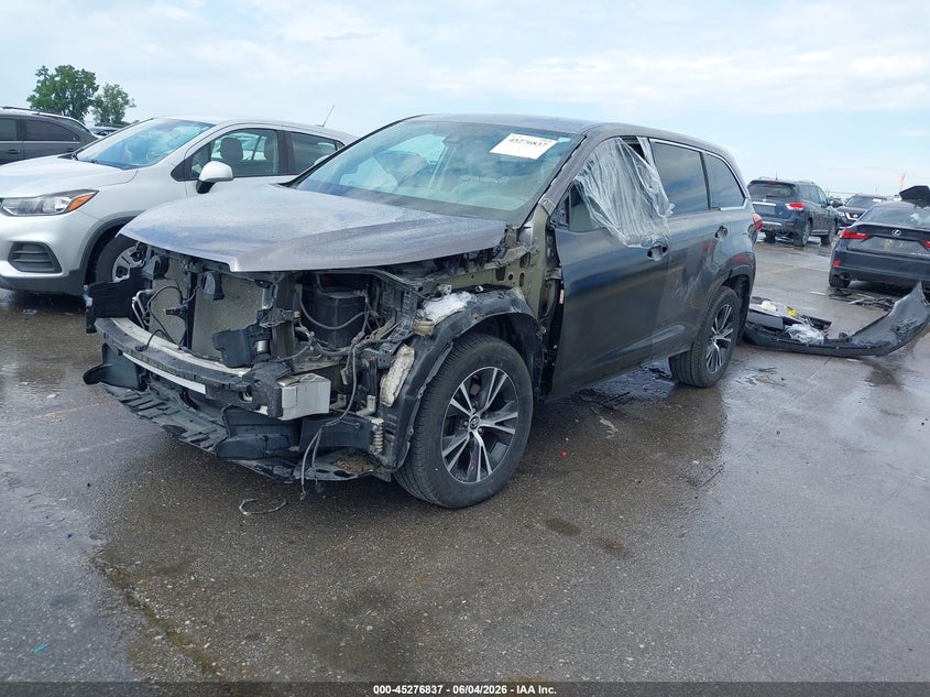 2019 Toyota Highlander VIN 5TDBZRFH5KS960334 IAAI salvage auction — FRONT END, Salvage (Iowa), sold $5,200 on 2026-07-07 (photo 2)