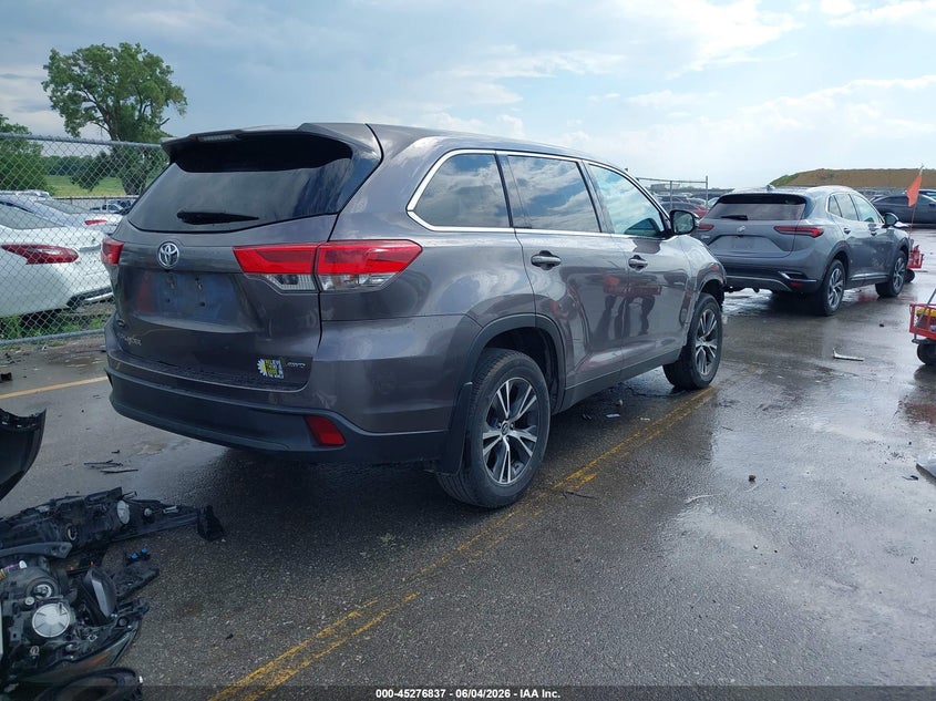 2019 Toyota Highlander VIN 5TDBZRFH5KS960334 IAAI salvage auction — FRONT END, Salvage (Iowa), sold $5,200 on 2026-07-07 (photo 4)