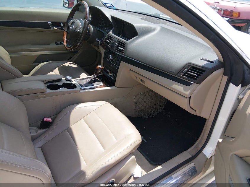2011 Mercedes-benz E-class VIN WDDKJ5GB4BF064462 IAAI salvage auction — NORMAL WEAR, Original (Texas), sold $425 on 2026-07-29 (photo 5)