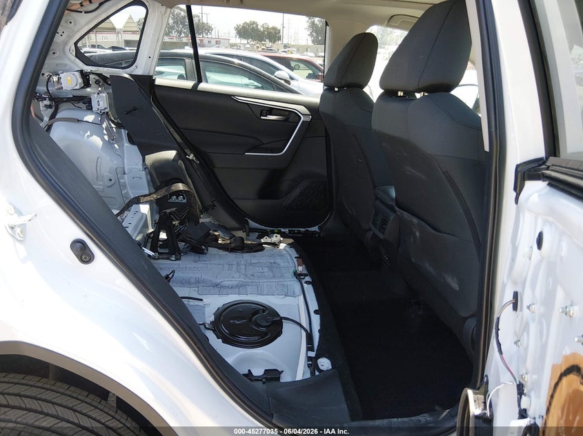 2025 Toyota Rav 4 VIN 2T3P1RFVXSW621571 IAAI salvage auction — REAR END, Salvage (California), sold $14,975 on 2026-07-29 (photo 8)