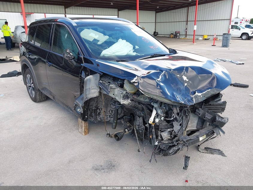 2021 Nissan Rogue VIN 5N1AT3BA7MC821339 IAAI salvage auction — FRONT END, Salvage Title, sold $2,200 on 2026-07-30 (photo 1)