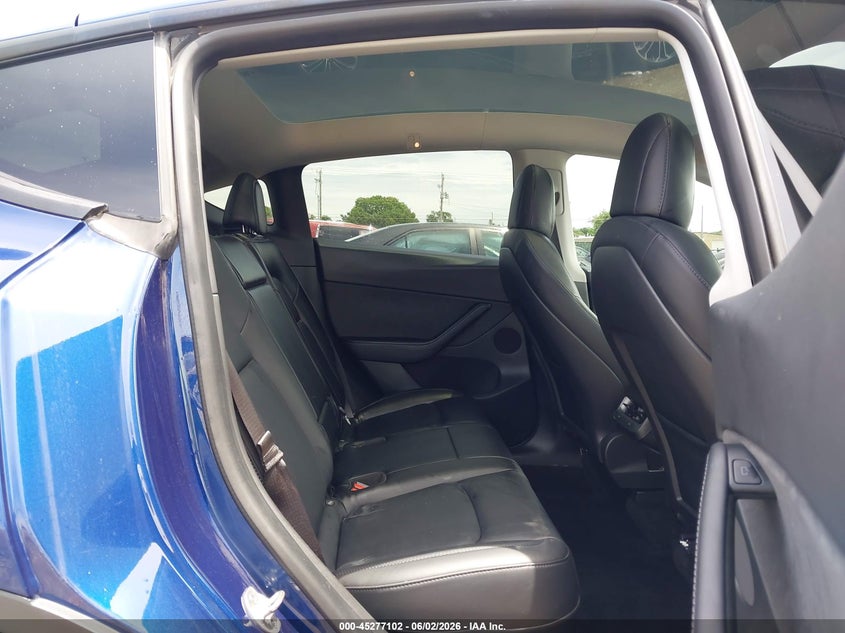 2021 Tesla Model y VIN 5YJYGDEF7MF269218 IAAI salvage auction — HAIL, Salvage Title, sold $16,100 on 2026-07-17 (photo 8)