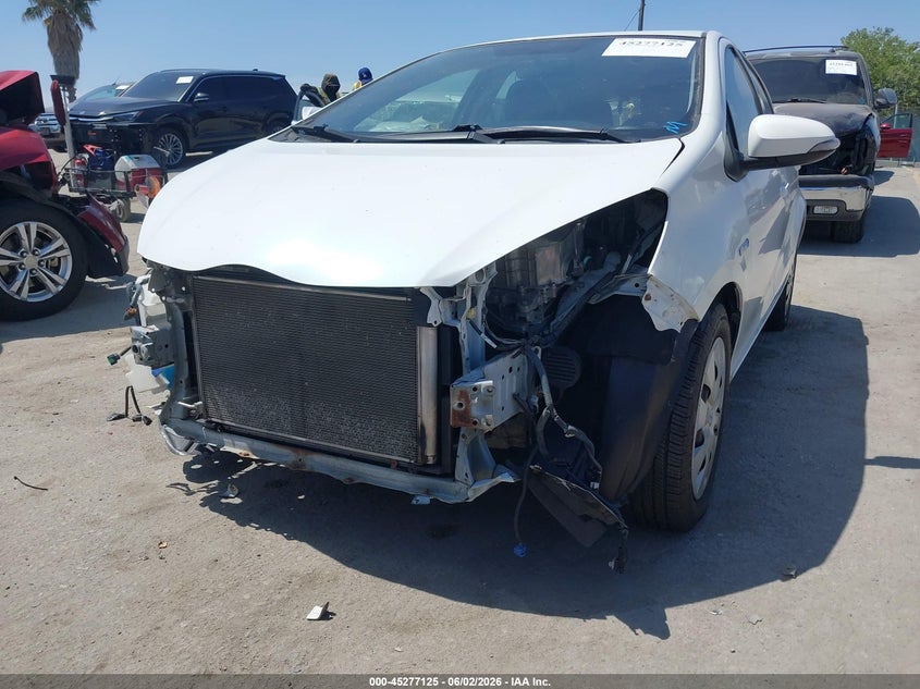2013 Toyota Prius c VIN JTDKDTB35D1051418 IAAI salvage auction — FRONT END, Salvage Title, sold $1,425 on 2026-07-15 (photo 6)