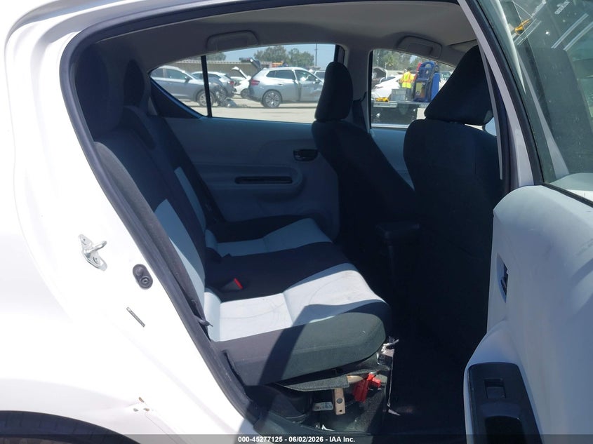 2013 Toyota Prius c VIN JTDKDTB35D1051418 IAAI salvage auction — FRONT END, Salvage Title, sold $1,425 on 2026-07-15 (photo 8)