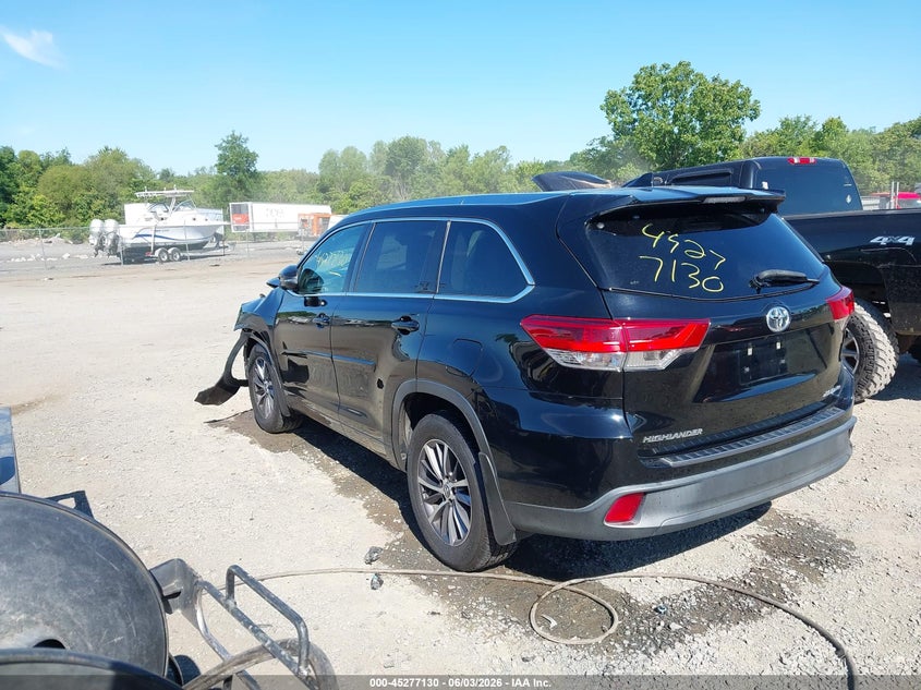 2018 Toyota Highlander VIN 5TDJZRFH7JS879183 IAAI salvage auction — LEFT FRONT, Salvage Title, sold $8,000 on 2026-07-21 (photo 3)