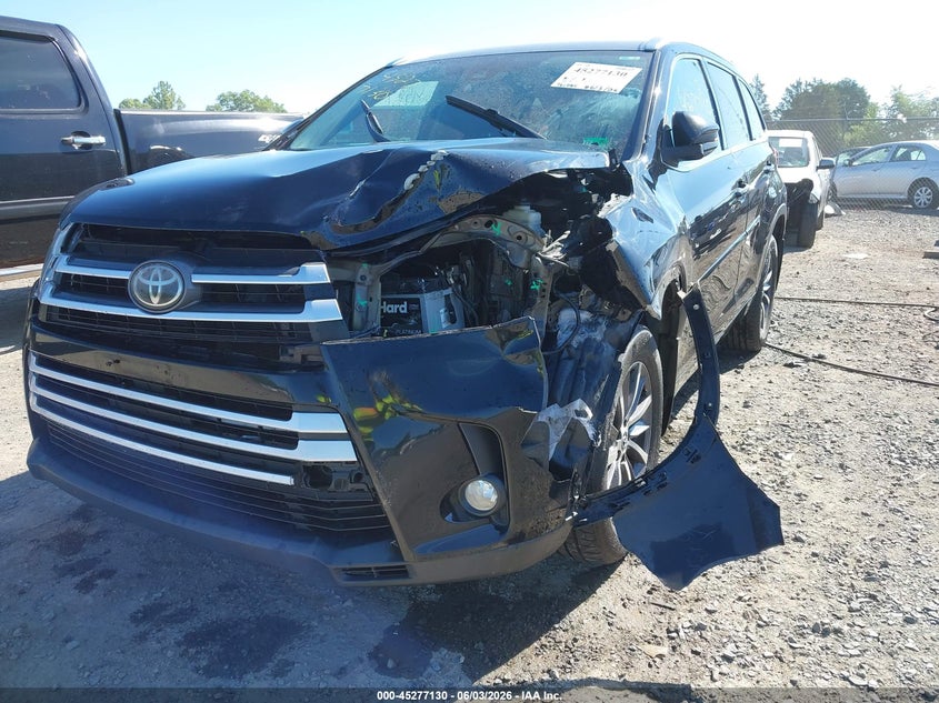 2018 Toyota Highlander VIN 5TDJZRFH7JS879183 IAAI salvage auction — LEFT FRONT, Salvage Title, sold $8,000 on 2026-07-21 (photo 6)