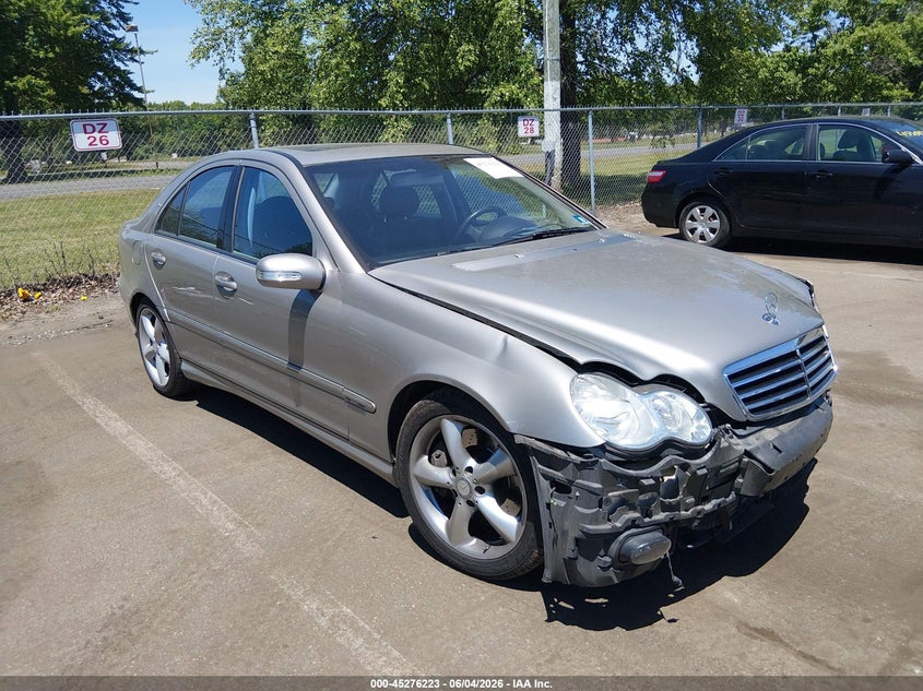 2005 Mercedes-benz C-klasse VIN WDBRF40J25A685169 IAAI salvage auction — FRONT END, Salvage (New Jersey), sold $550 on 2026-07-27 (photo 1)