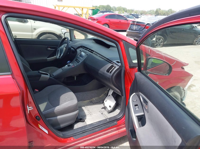 2014 Toyota Prius VIN JTDKN3DU6E0376914 IAAI salvage auction — FRONT END, Salvage (Illinois), sold $2,250 on 2026-07-14 (photo 5)