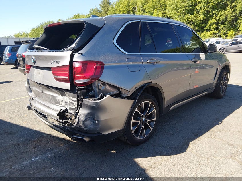 2018 BMW X5 VIN 5UXKR0C56JL072437 IAAI salvage auction — REAR END, Salvage (Connecticut), sold $7,200 on 2026-07-30 (photo 4)