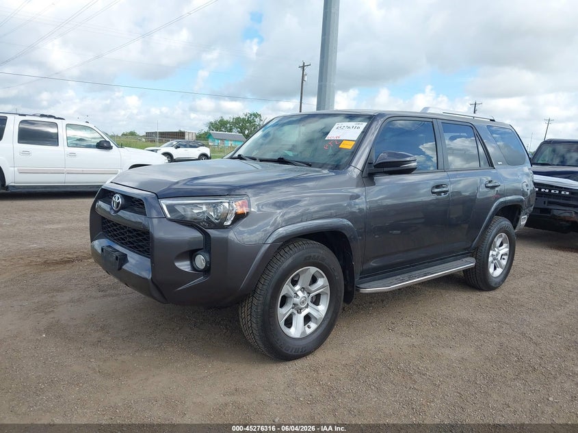 2018 Toyota 4runner VIN JTEZU5JR0J5187200 IAAI salvage auction — REAR END, Original (Texas), sold $10,700 on 2026-07-28 (photo 2)