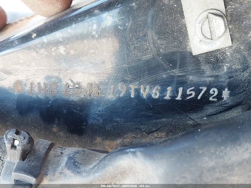 1996 Harley-davidson Flht VIN 1HD1DJL19TY611572 IAAI salvage auction — NORMAL WEAR, Salvage (Virginia), sold $475 on 2026-07-06 (photo 9)