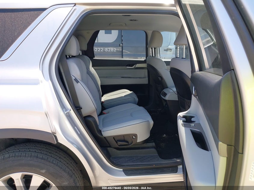 2023 Hyundai Palisade VIN KM8R2DGE4PU556191 IAAI salvage auction — FRONT END, Salvage Title, sold $12,300 on 2026-07-07 (photo 8)
