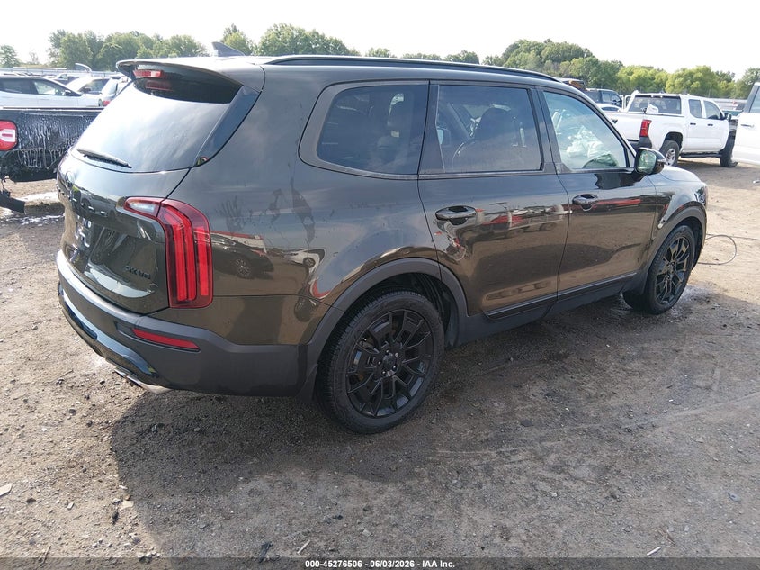 2021 Kia Telluride VIN 5XYP5DHCXMG184577 IAAI salvage auction — RIGHT FRONT, Salvage Title, sold $4,050 on 2026-07-29 (photo 4)