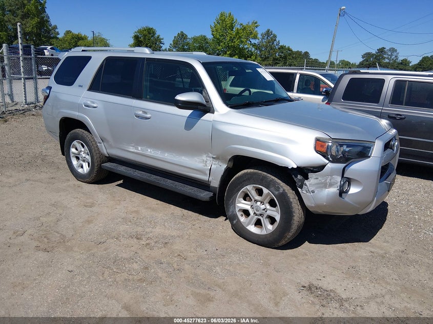 2014 Toyota 4runner VIN JTEBU5JR8E5156526 IAAI salvage auction — RIGHT FRONT, Salvage Title, sold $7,200 on 2026-07-10 (photo 1)