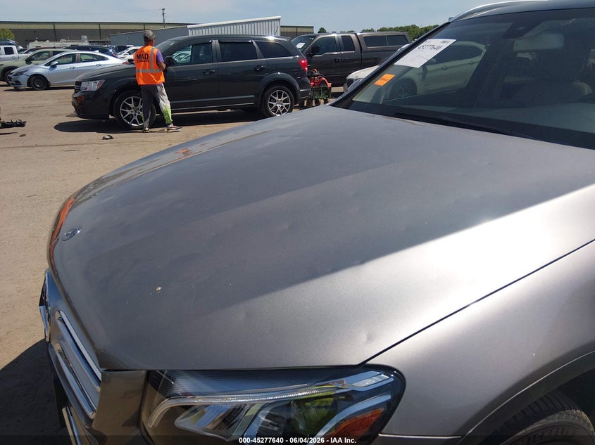 2019 Mercedes-benz Glc VIN WDC0G4KB7KF598650 IAAI salvage auction — HAIL, Salvage Title, sold $14,100 on 2026-07-28 (photo 6)