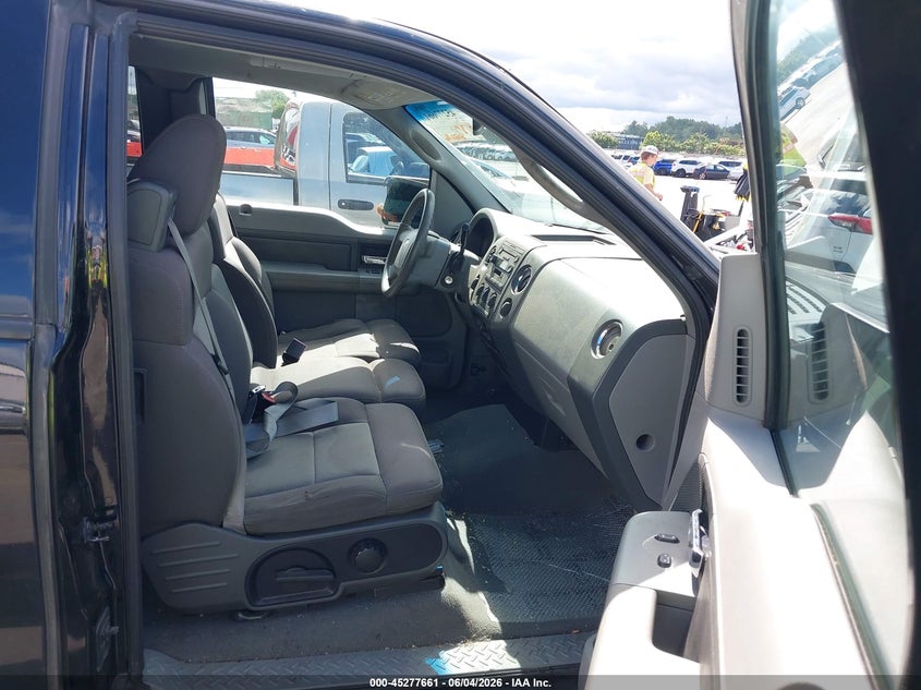 2004 Ford F-150 VIN 1FTRX14W14NB77916 IAAI salvage auction — LEFT SIDE, Salvage (Oregon), sold $975 on 2026-08-03 (photo 5)