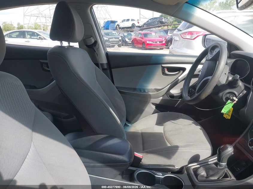 2016 Hyundai Elantra VIN KMHDH4AE3GU543742 IAAI salvage auction — NORMAL WEAR, Salvage Title, sold $250 on 2026-07-24 (photo 5)