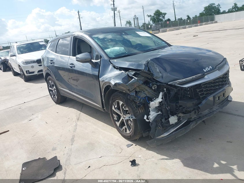 2023 Kia Sportage VIN 5XYK33AF4PG135099 IAAI salvage auction — FRONT END, Salvage Title, sold $3,100 on 2026-07-17 (photo 1)