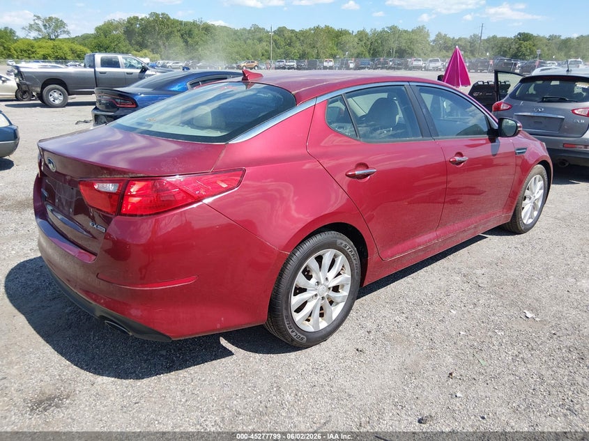 2015 Kia Optima VIN 5XXGN4A72FG409045 IAAI salvage auction — NORMAL WEAR, Clear (Delaware), sold $1,850 on 2026-07-13 (photo 4)