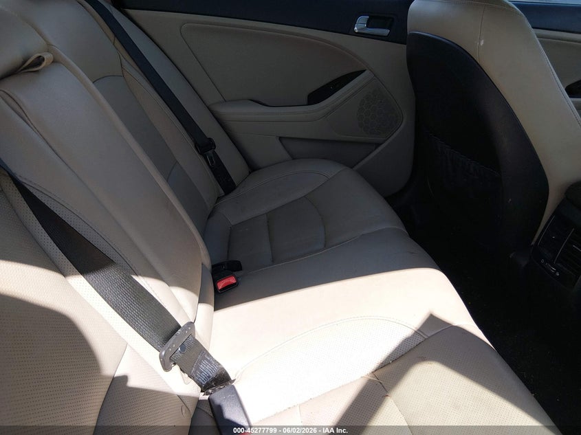 2015 Kia Optima VIN 5XXGN4A72FG409045 IAAI salvage auction — NORMAL WEAR, Clear (Delaware), sold $1,850 on 2026-07-13 (photo 8)