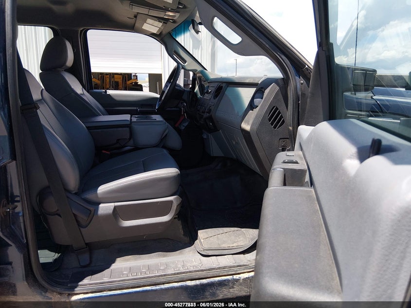 2016 Ford F-550 chassis VIN 1FD0W5GT6GEC86733 IAAI salvage auction — NORMAL WEAR, Sf97 (Colorado), sold $25,400 on 2026-08-05 (photo 5)