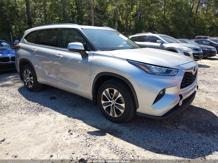 2020 Toyota Highlander VIN 5TDGBRCH8LS507499 IAAI salvage auction — REAR END, Salvage Title, sold $18,200 on 2026-07-09 (photo 1)