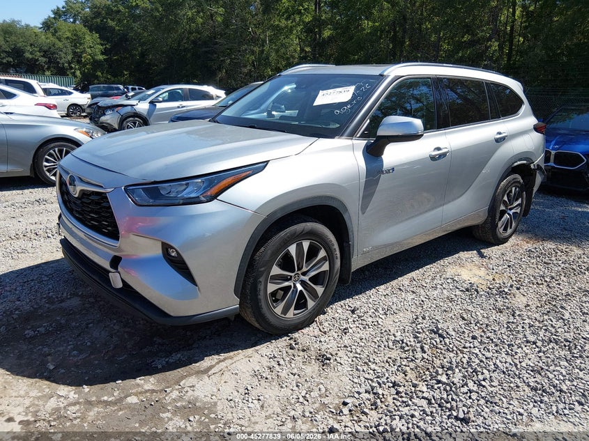 2020 Toyota Highlander VIN 5TDGBRCH8LS507499 IAAI salvage auction — REAR END, Salvage Title, sold $18,200 on 2026-07-09 (photo 2)