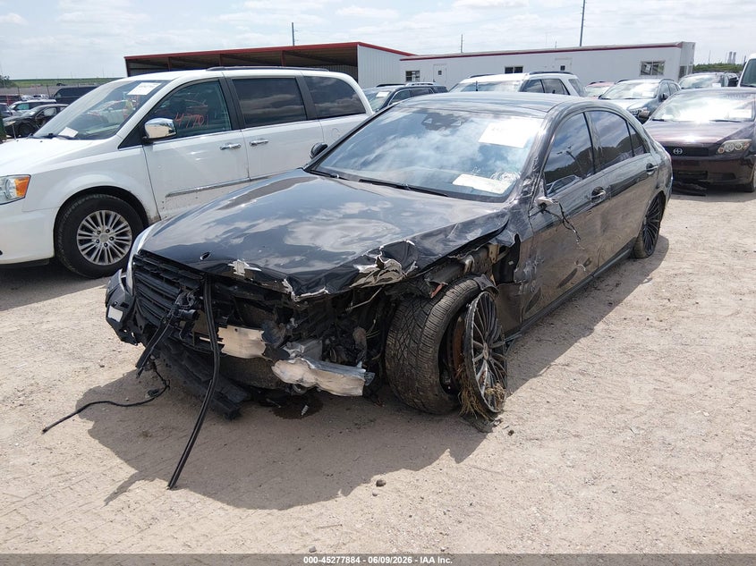 2016 Mercedes-benz S-klasse VIN WDDUG8FB8GA209534 IAAI salvage auction — LEFT SIDE, Salvage Title, sold $4,300 on 2026-07-16 (photo 2)