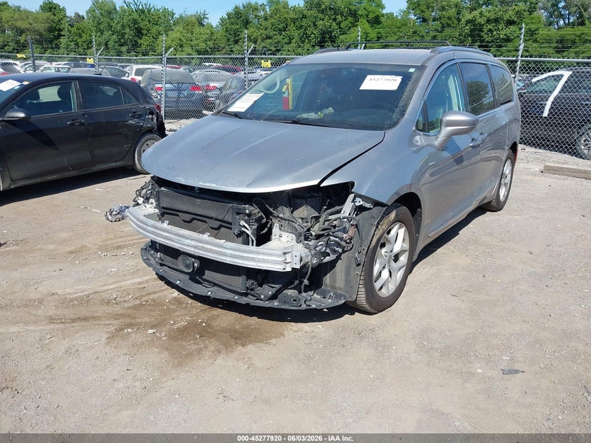 2017 Chrysler Pacifica VIN 2C4RC1EG2HR796648 IAAI salvage auction — FRONT END, Salvage Title, sold $2,050 on 2026-07-22 (photo 2)