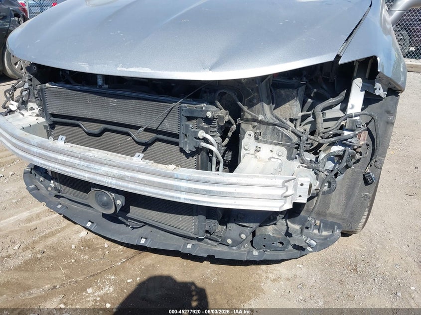 2017 Chrysler Pacifica VIN 2C4RC1EG2HR796648 IAAI salvage auction — FRONT END, Salvage Title, sold $2,050 on 2026-07-22 (photo 6)