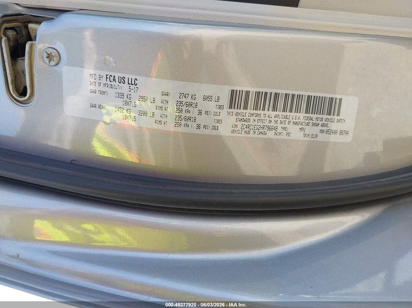 2017 Chrysler Pacifica VIN 2C4RC1EG2HR796648 IAAI salvage auction — FRONT END, Salvage Title, sold $2,050 on 2026-07-22 (photo 9)