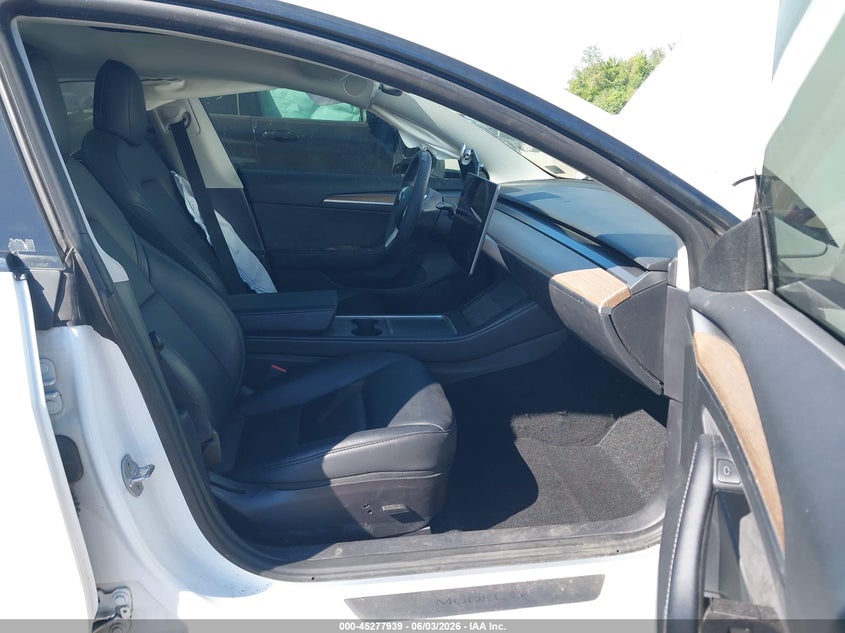 2022 Tesla Model 3 VIN 5YJ3E1EB0NF367326 IAAI salvage auction — LEFT SIDE, Salvage Title, sold $8,375 on 2026-07-06 (photo 5)