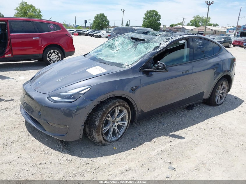 2023 Tesla Model y VIN 7SAYGDEE0PF887303 IAAI salvage auction — ROOF, Salvage Title, sold $3,050 on 2026-07-21 (photo 2)