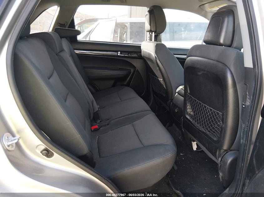 2013 Kia Sorento VIN 5XYKT4A69DG423217 IAAI salvage auction — NORMAL WEAR, Regular (Nevada), sold $275 on 2026-07-24 (photo 8)
