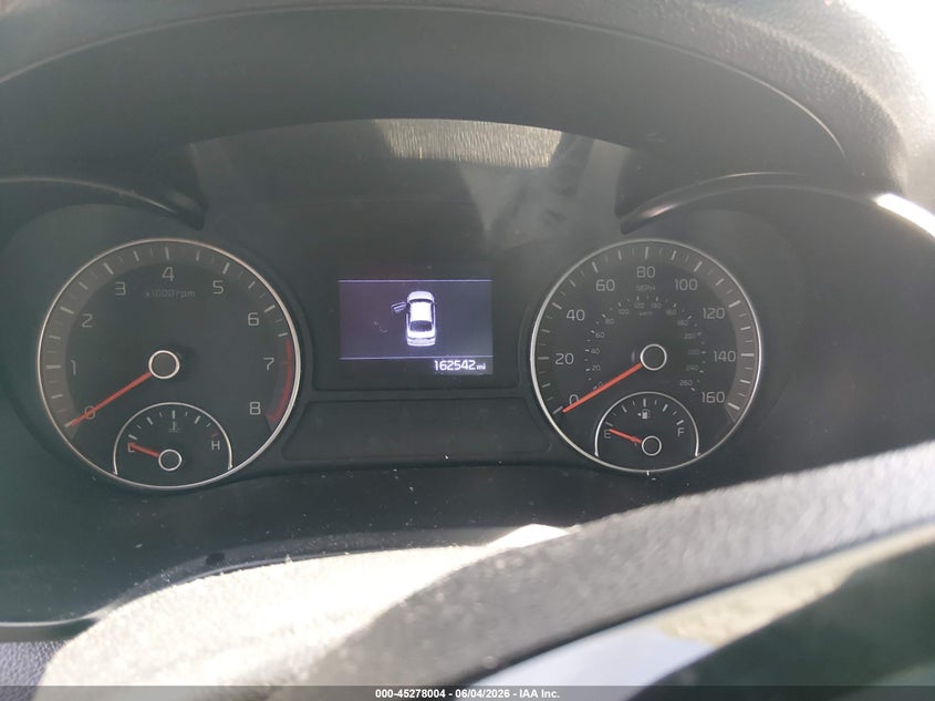 2020 Kia Optima VIN 5XXGT4L39LG431507 IAAI salvage auction — FRONT & REAR, Salvage Title, sold $550 on 2026-07-22 (photo 7)