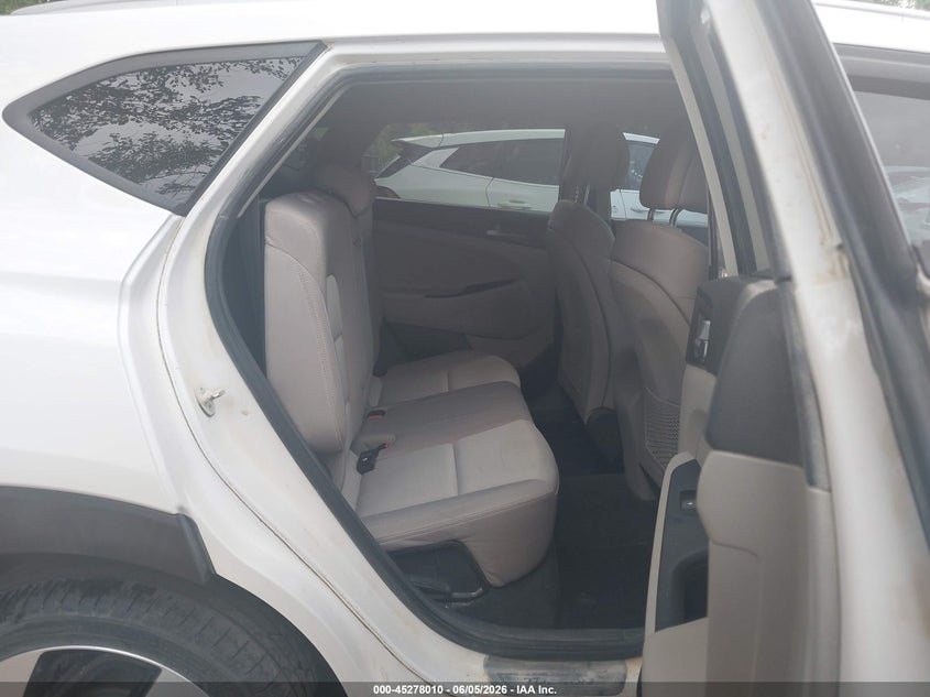 2016 Hyundai Tucson VIN KM8J33A27GU116517 IAAI salvage auction — HAIL, Salvage Title, sold $2,550 on 2026-07-22 (photo 8)