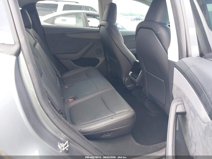 2026 Tesla Model y VIN 7SAYGDEE8TA380432 IAAI salvage auction — REAR END, Salvage Title, sold $21,800 on 2026-07-21 (photo 8)