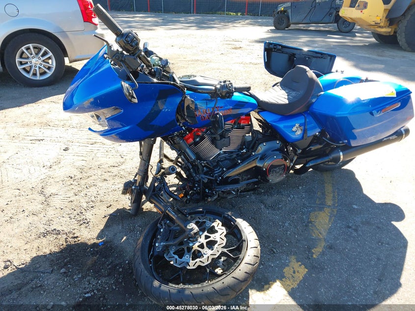 2026 Harley-davidson Road glide VIN 1HD1TL818TB952035 IAAI salvage auction — FRONT & REAR, Salvage Title, sold $7,800 on 2026-07-22 (photo 2)