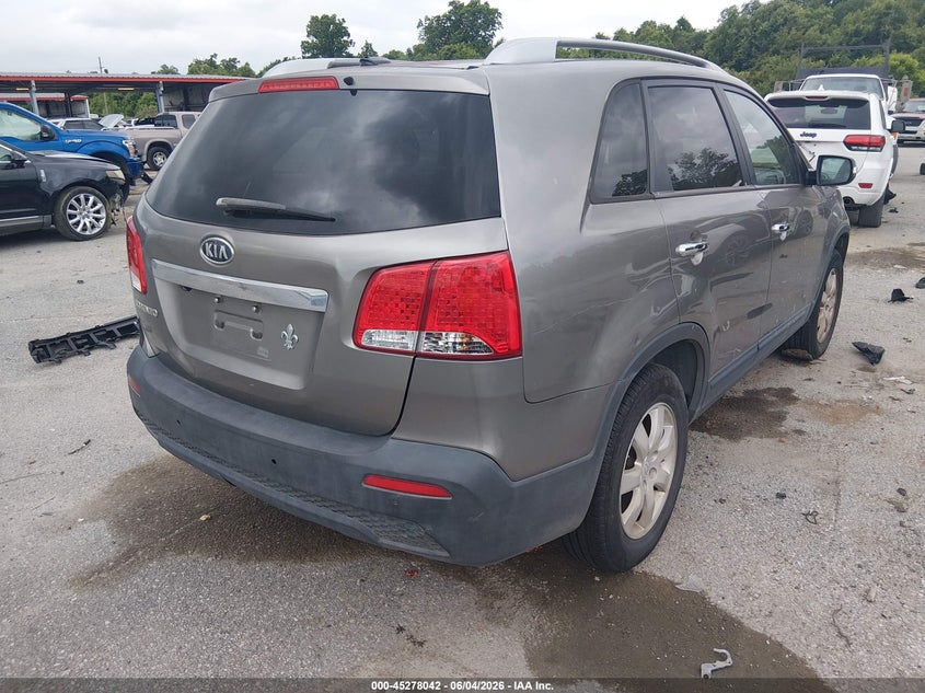 2011 Kia Sorento VIN 5XYKT3A10BG027687 IAAI salvage auction — NORMAL WEAR, Clear (Louisiana), sold $1,250 on 2026-07-07 (photo 4)