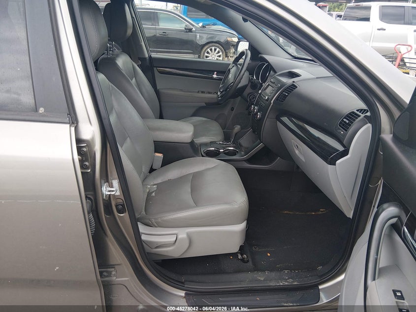 2011 Kia Sorento VIN 5XYKT3A10BG027687 IAAI salvage auction — NORMAL WEAR, Clear (Louisiana), sold $1,250 on 2026-07-07 (photo 5)