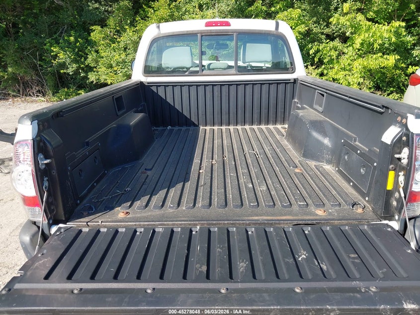 2009 Toyota Tacoma VIN 5TENX22N69Z661566 IAAI salvage auction — FRONT END, Salvage (Kentucky), sold $2,600 on 2026-07-08 (photo 8)