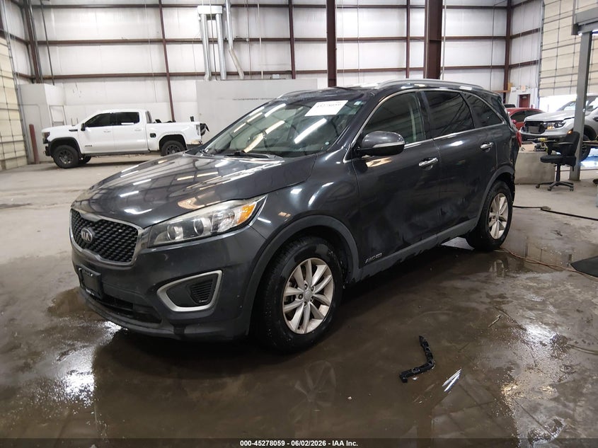 2018 Kia Sorento VIN 5XYPGDA5XJG367463 IAAI salvage auction — REAR END, Salvage Title, sold $1,250 on 2026-07-10 (photo 2)