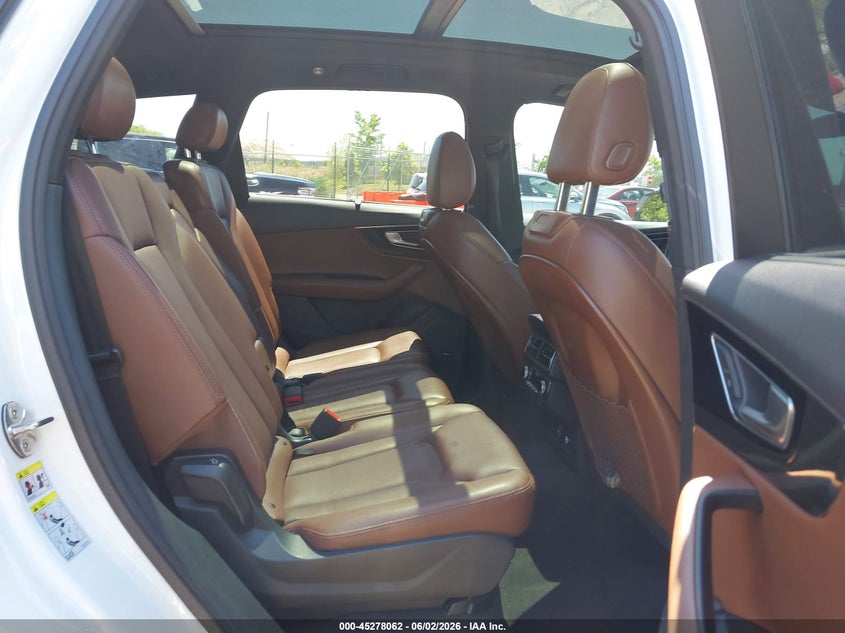 2018 Audi Q7 VIN WA1VAAF72JD009624 IAAI salvage auction — RIGHT REAR, Salvage (Illinois), sold $7,000 on 2026-07-29 (photo 8)