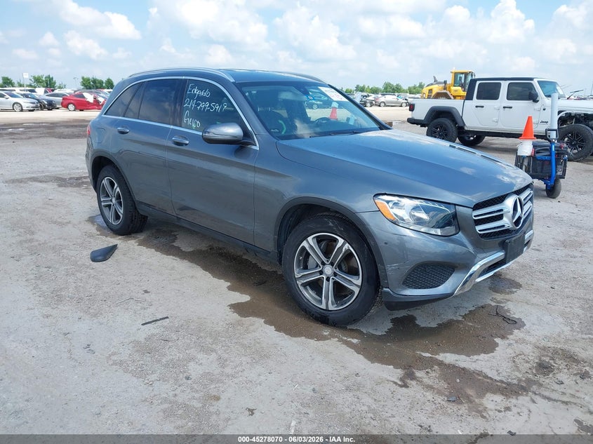 2017 Mercedes-benz Glc VIN WDC0G4KB9HF142545 IAAI salvage auction — RIGHT FRONT, Salvage Title, sold $8,300 on 2026-07-08 (photo 1)